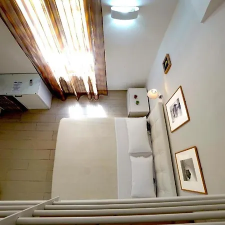 Bed & Breakfast Elamar 3*