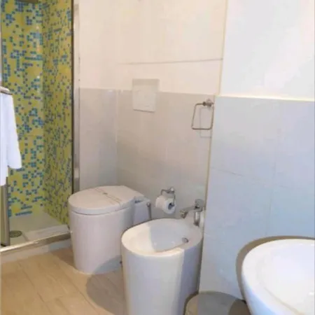 Elamar Bed & Breakfast 3*
