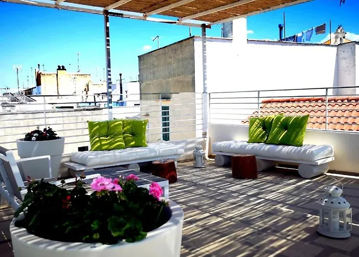 Elamar Bed & Breakfast 3*