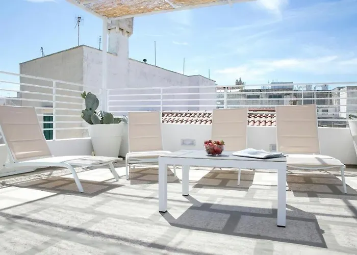 Elamar Bed & Breakfast 3*